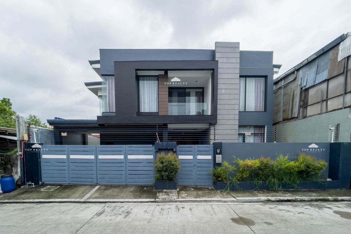 5 Bedroom House for Sale in San Isidro, Taytay, Rizal