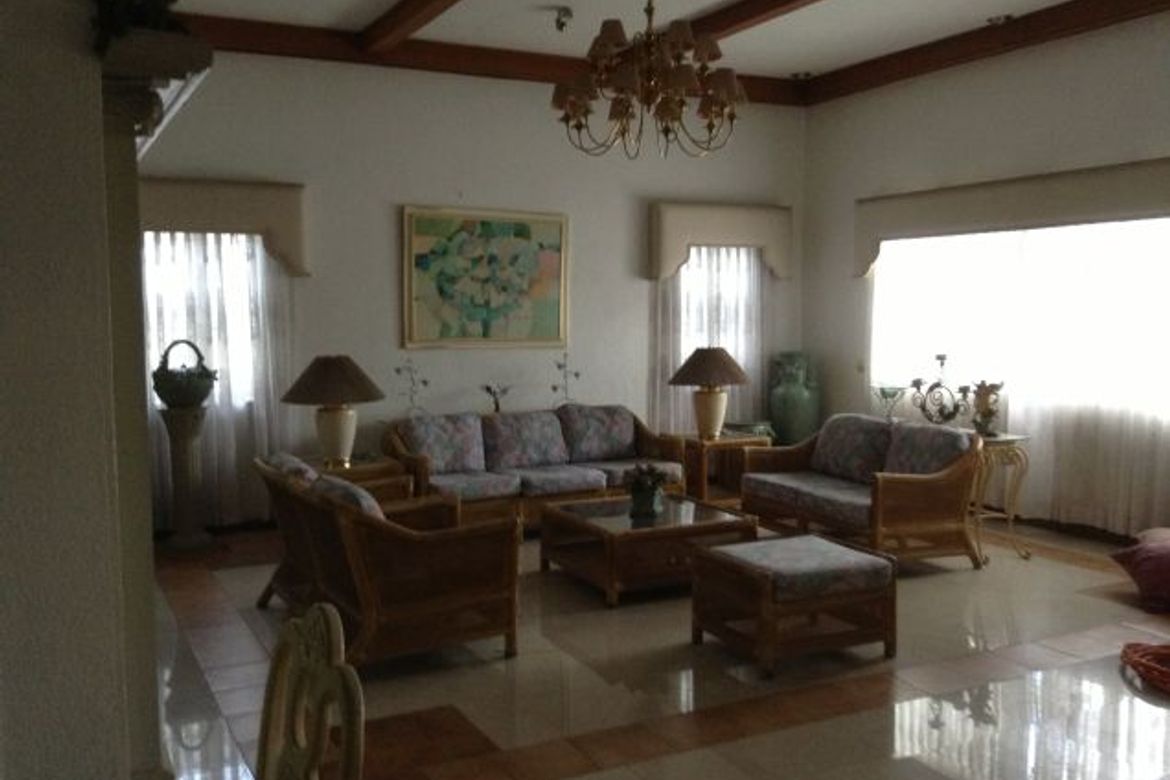 5 Bedroom House for Sale in San Jose, Angeles, Pampanga – photo 2