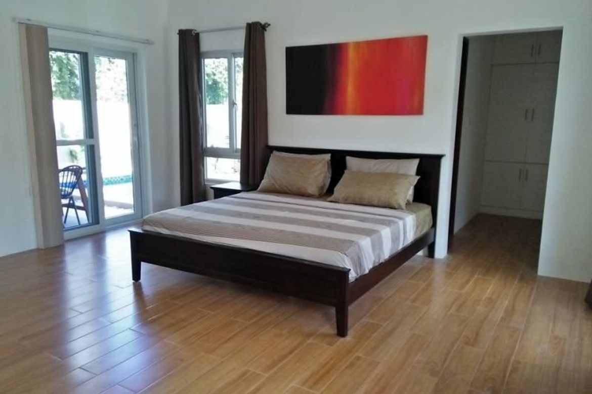 5 Bedroom House for Sale in San Jose, Angeles, Pampanga – photo 4
