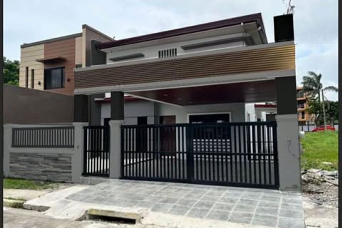 5 Bedroom House for Sale in San Manuel I, Dasmariñas, Cavite