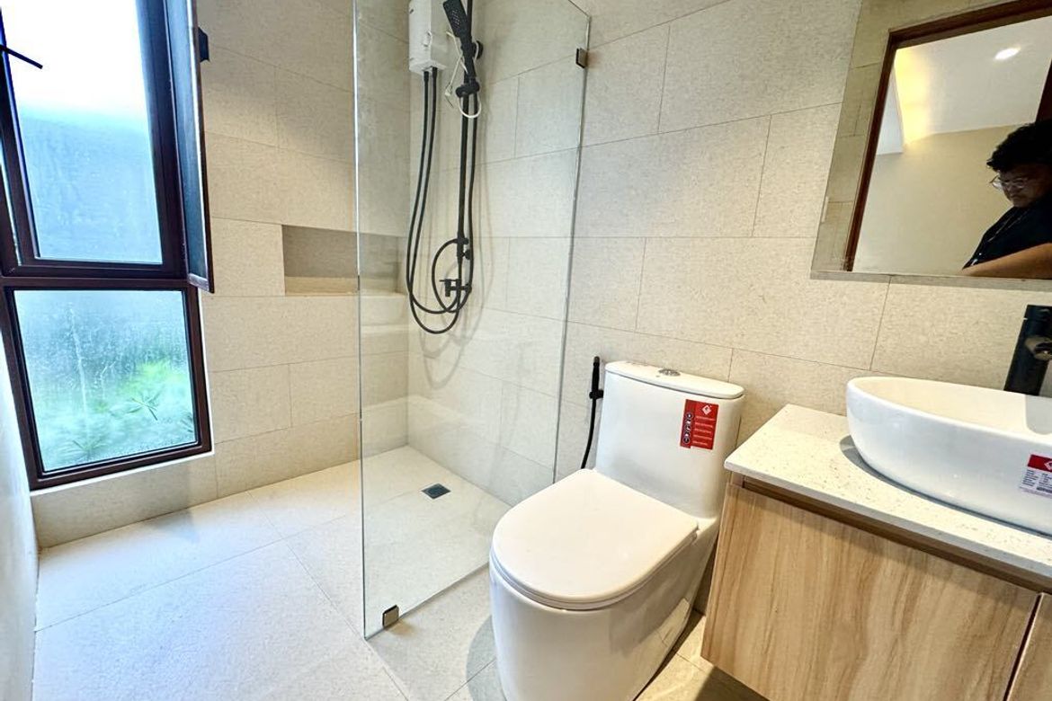 5 Bedroom House for Sale in San Miguel, Pasig, Metro Manila – photo 2