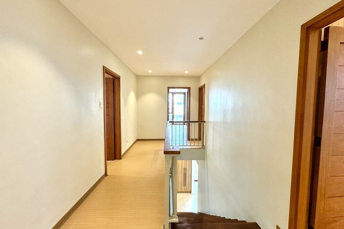 5 Bedroom House for Sale in San Miguel, Pasig, Metro Manila – photo 3
