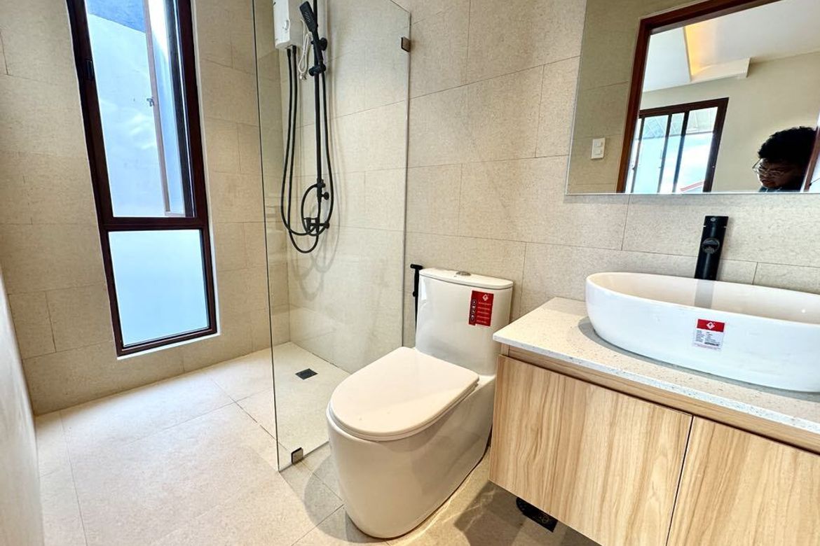5 Bedroom House for Sale in San Miguel, Pasig, Metro Manila – photo 6