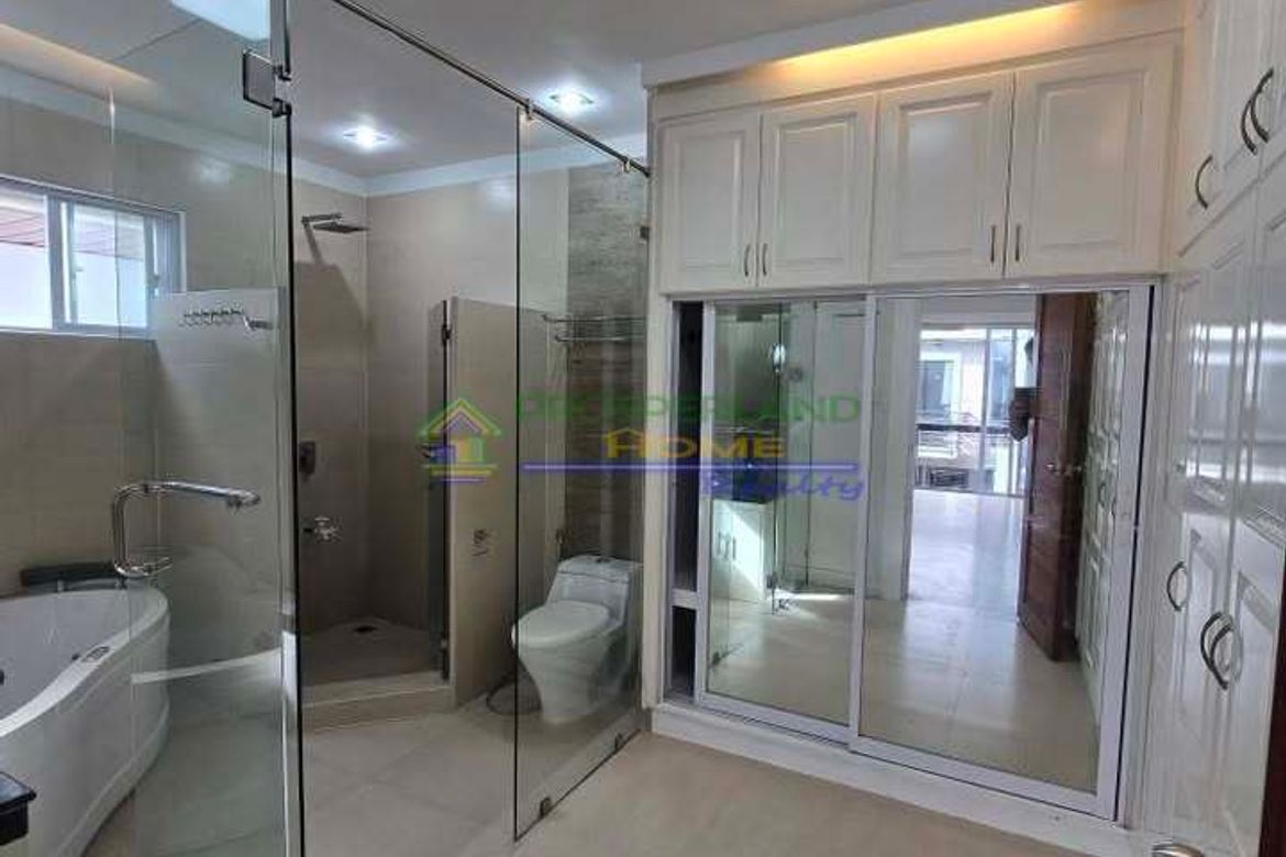 5 Bedroom House for Sale in San Nicolas, Pasig, Metro Manila – photo 3