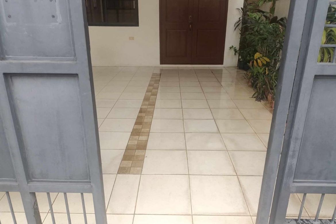 5 Bedroom House for Sale in San Nicolas, Pasig, Metro Manila – photo 5