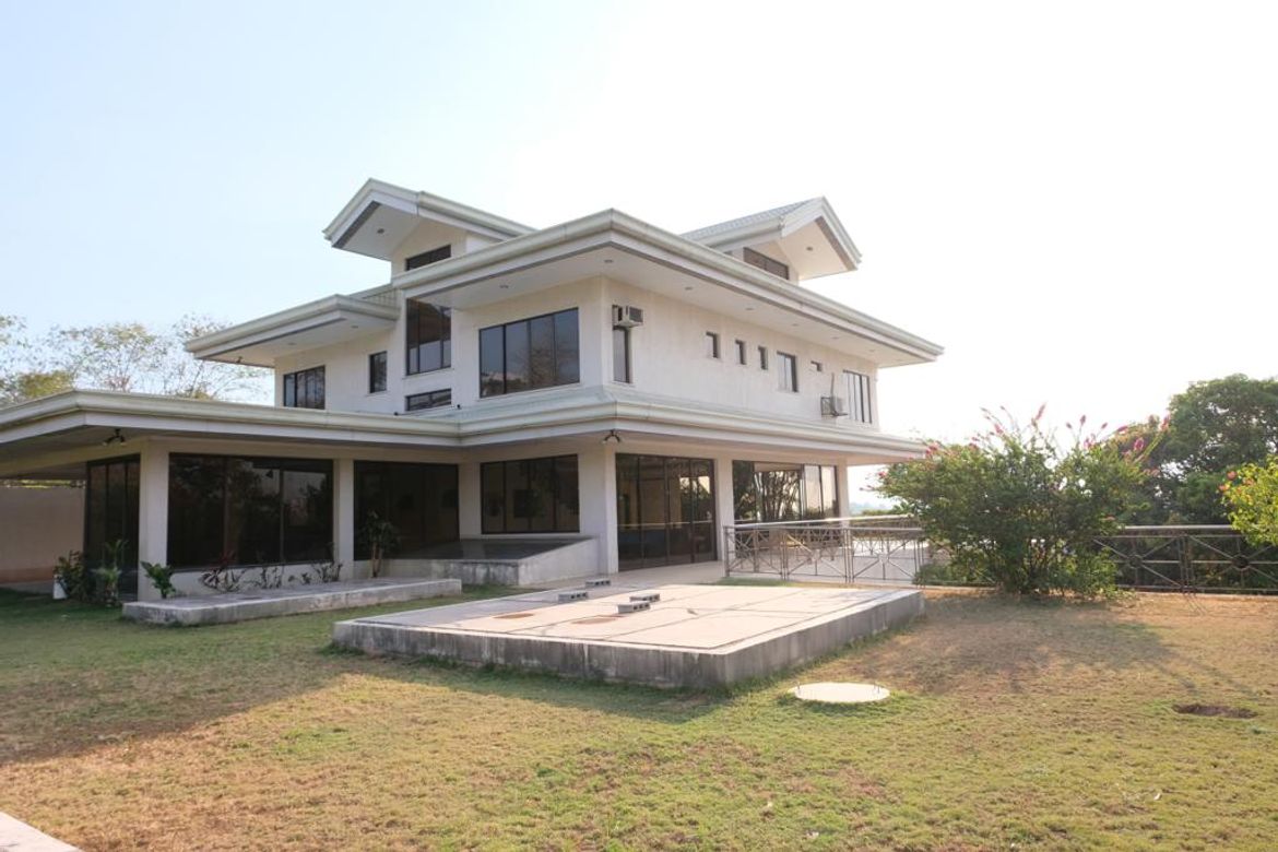 5 Bedroom House for Sale in San Roque, Antipolo, Rizal – photo 2