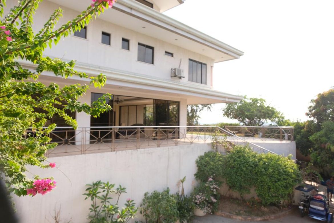 5 Bedroom House for Sale in San Roque, Antipolo, Rizal – photo 4