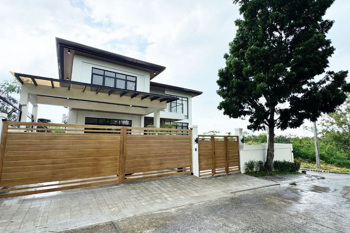 5 Bedroom House for Sale in San Roque, San Pedro, Laguna