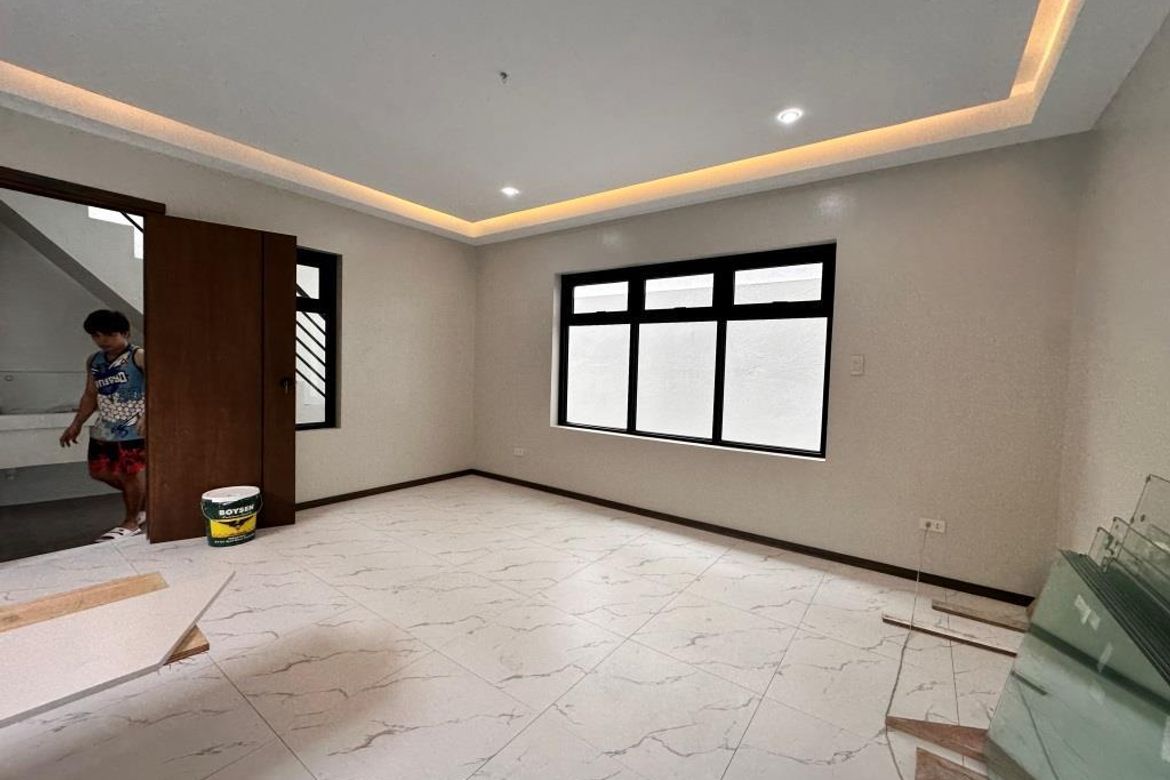 5 Bedroom House for Sale in Santa Ana, Taytay, Rizal – photo 4