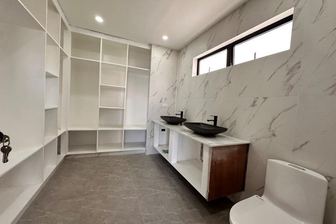 5 Bedroom House for Sale in Santa Ana, Taytay, Rizal – photo 5