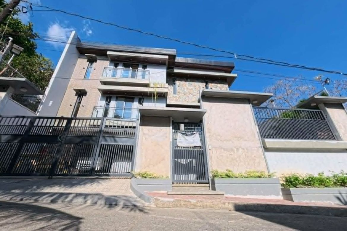 5 Bedroom House for Sale in Santa Cruz, Antipolo, Rizal