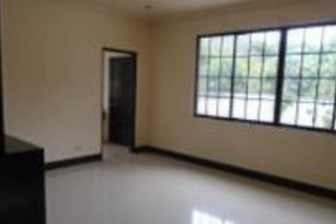 5 Bedroom House for Sale in Santa Maria, Concepcion, Tarlac – photo 2