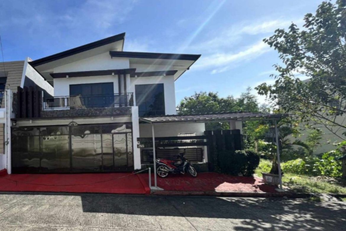 5 Bedroom House for Sale in Santa Monica, Quezon City, Metro Manila