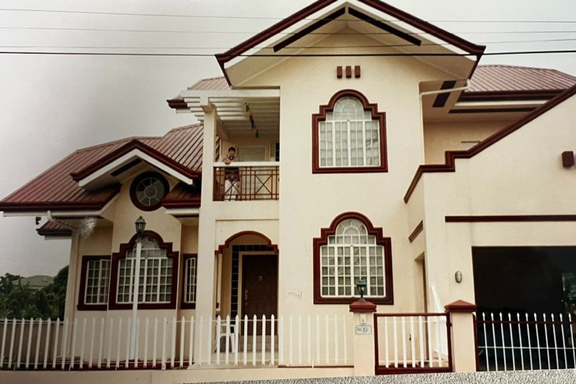 5 Bedroom House for Sale in Santo Domingo, Cainta, Rizal