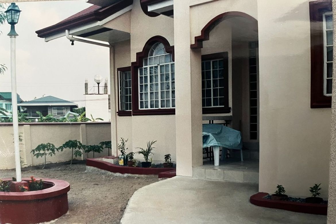 5 Bedroom House for Sale in Santo Domingo, Cainta, Rizal – photo 2