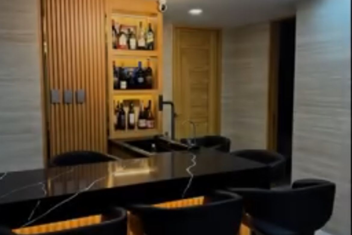 5 Bedroom House for Sale in Santo Domingo, Cainta, Rizal