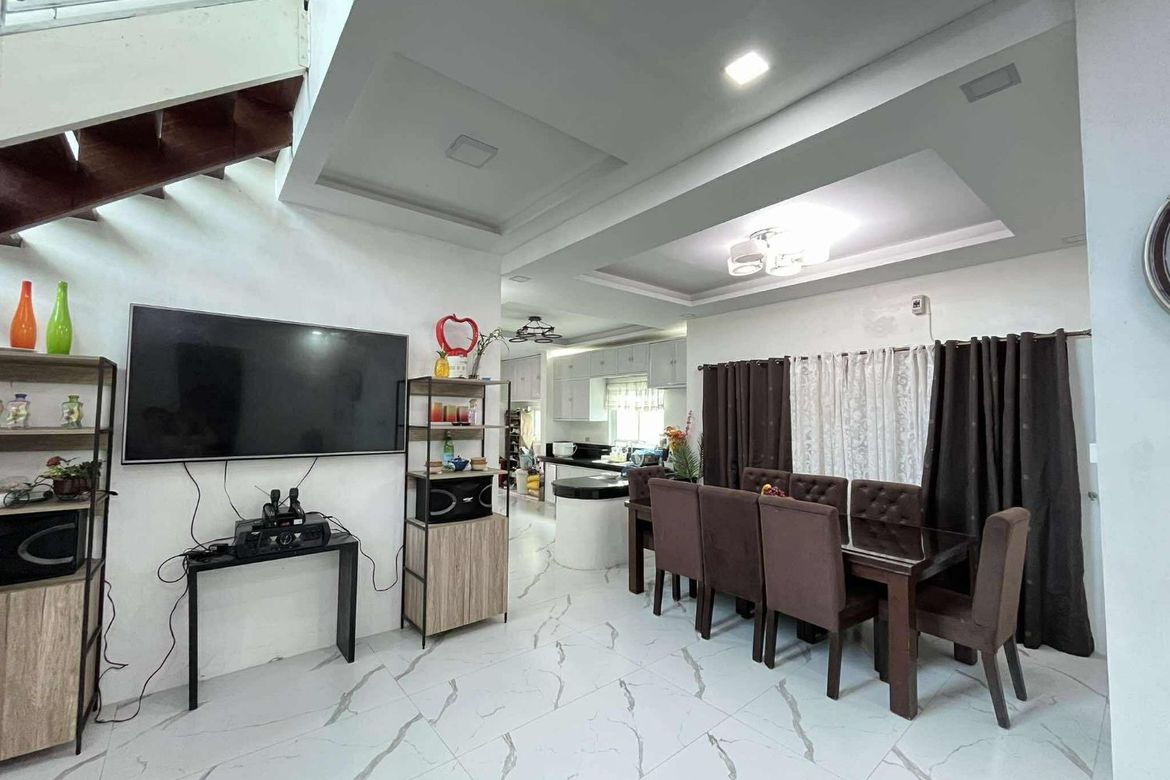 5 Bedroom House for Sale in Santo Rosario, San Fernando, Pampanga – photo 3