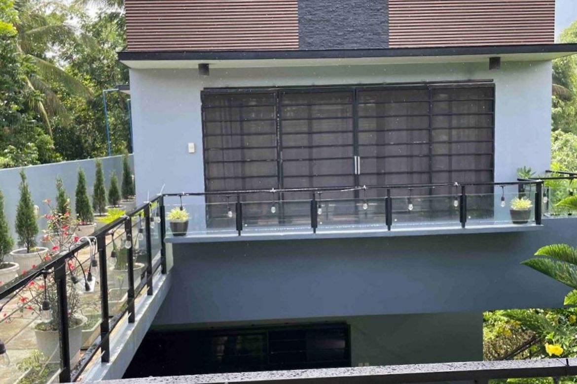 5 Bedroom House for Sale in Silang Junction North, Tagaytay, Cavite