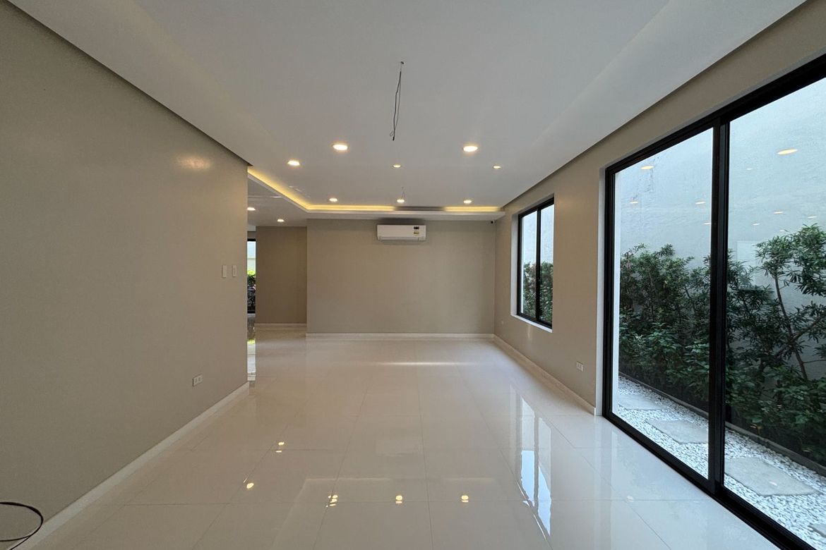 5 Bedroom House for Sale in Sinagtala Village, BF Homes, Parañaque, Metro Manila – photo 5