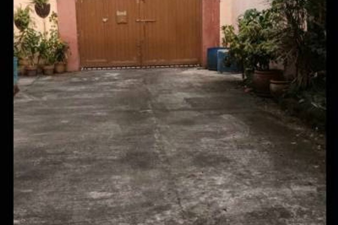 5 Bedroom House for Sale in Socorro, Quezon City, Metro Manila near LRT-2 Araneta Center-Cubao – photo 3