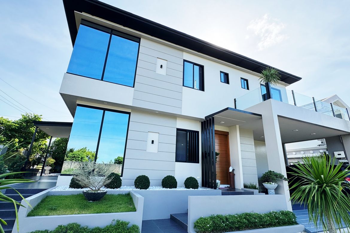 5 Bedroom House for Sale in South Forbes Golf City, Inchican, Silang, Cavite – photo 3