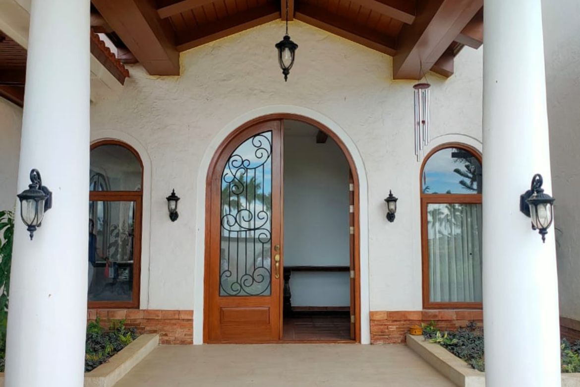 5 Bedroom House for Sale in South Lake Village at Eton City, Don Jose, Santa Rosa, Laguna – photo 6