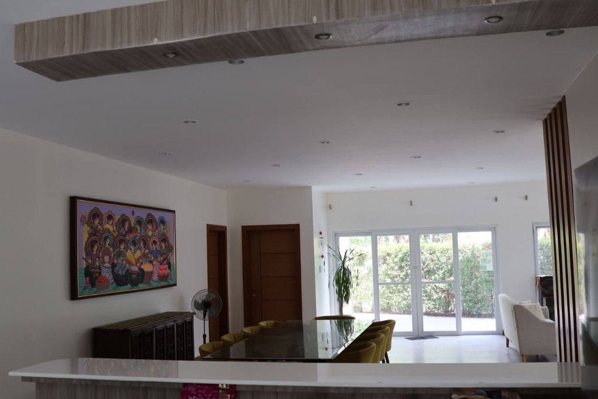 5 Bedroom House for Sale in Stonecrest, San Antonio, San Pedro, Laguna – photo 7