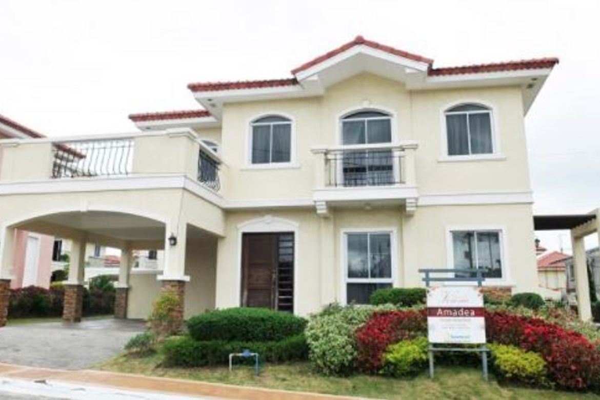 5 Bedroom House for Sale in Suntrust Verona, Lumil, Silang, Cavite