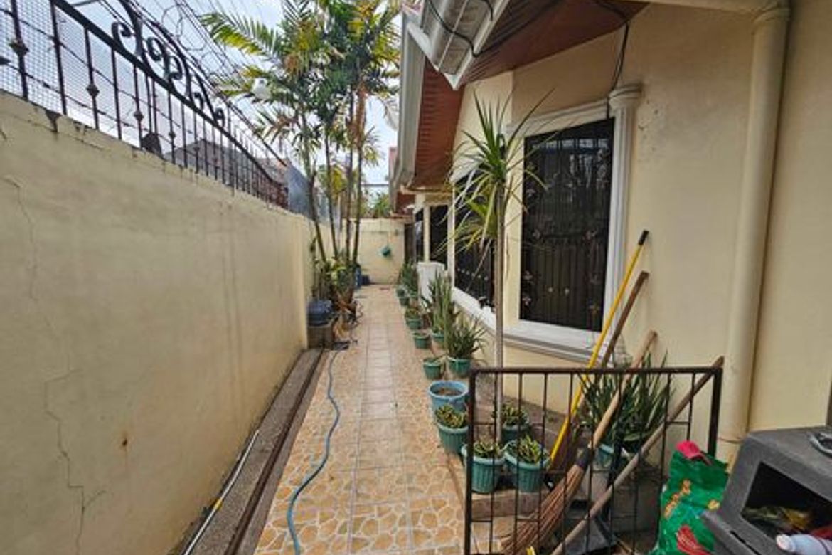 5 Bedroom House for Sale in Tabunoc, Talisay, Cebu – photo 6