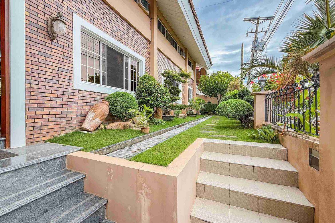 5 Bedroom House for Sale in Talamban, Cebu City, Cebu – photo 2