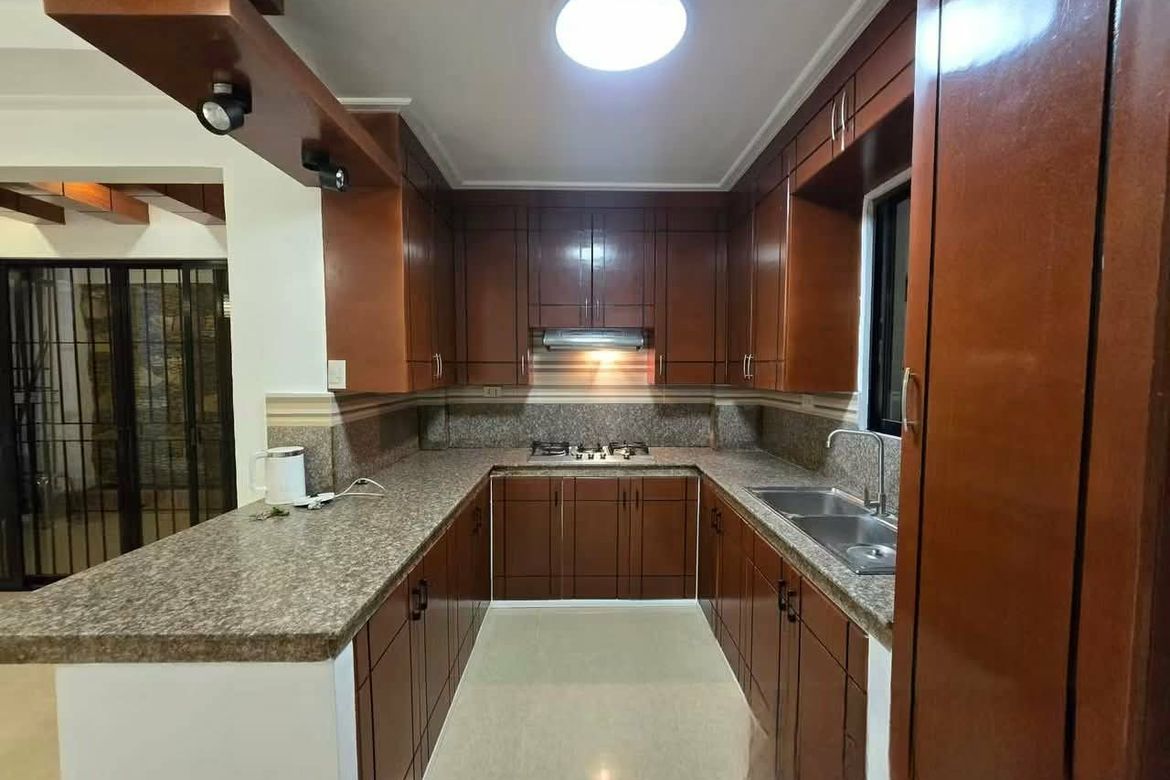 5 Bedroom House for Sale in Talon Dos, Las Piñas, Metro Manila – photo 7