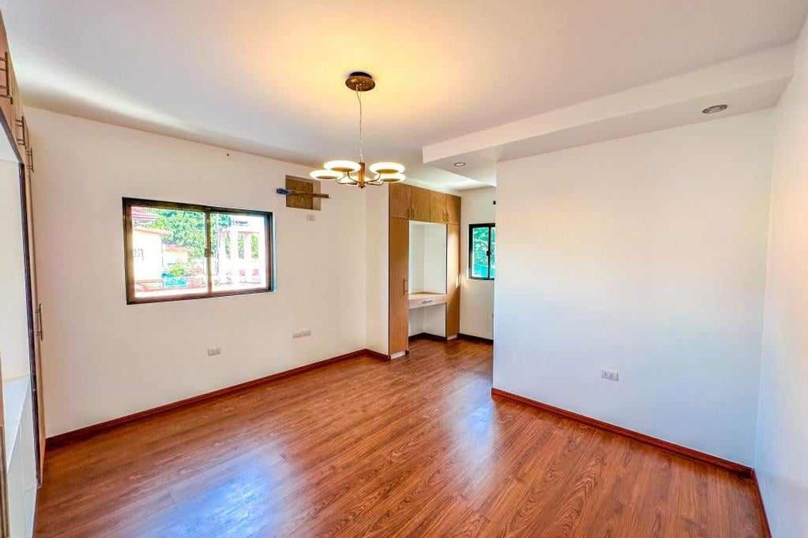 5 Bedroom House for Sale in Talon Dos, Las Piñas, Metro Manila – photo 5