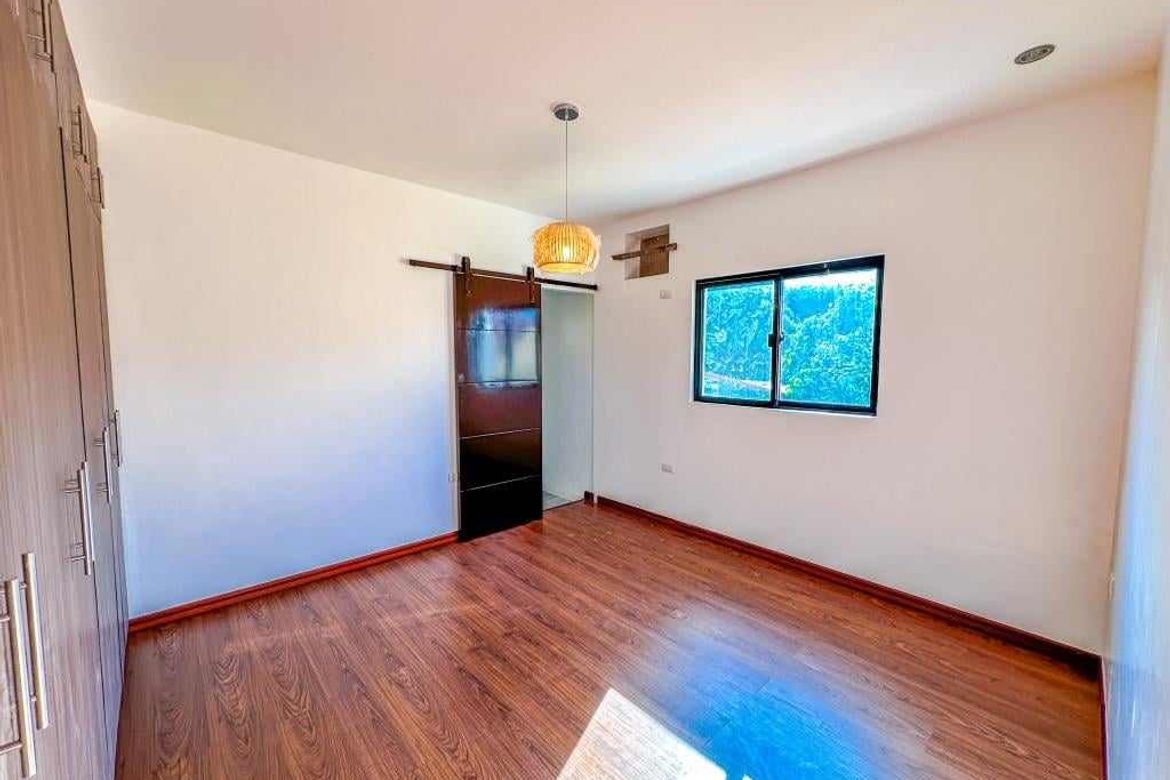 5 Bedroom House for Sale in Talon Dos, Las Piñas, Metro Manila – photo 8