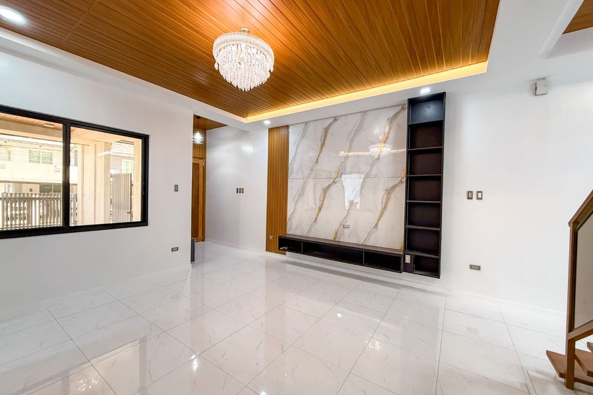 5 Bedroom House for Sale in Talon Dos, Las Piñas, Metro Manila – photo 3