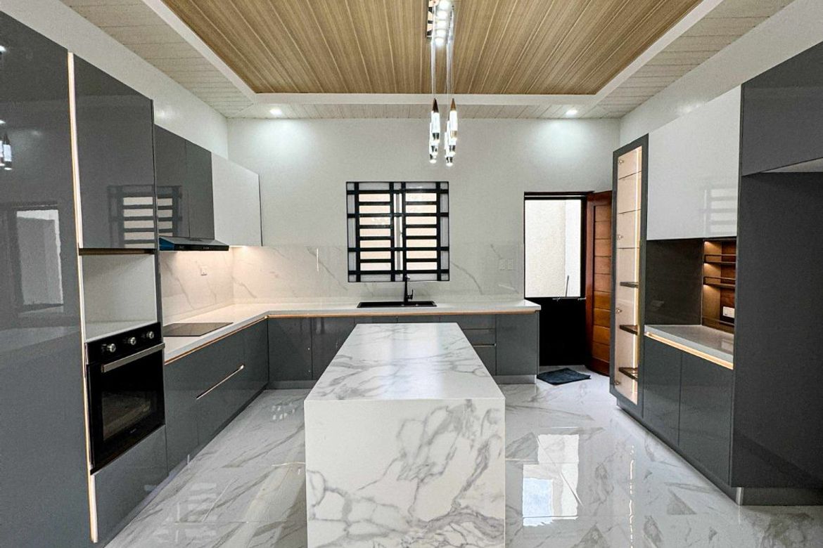 5 Bedroom House for Sale in Talon Dos, Las Piñas, Metro Manila – photo 4