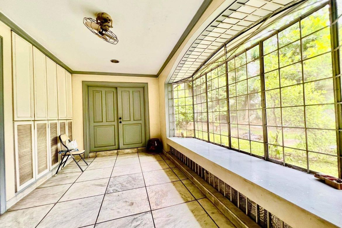 5 Bedroom House for Sale in Tambo, Parañaque, Metro Manila – photo 6