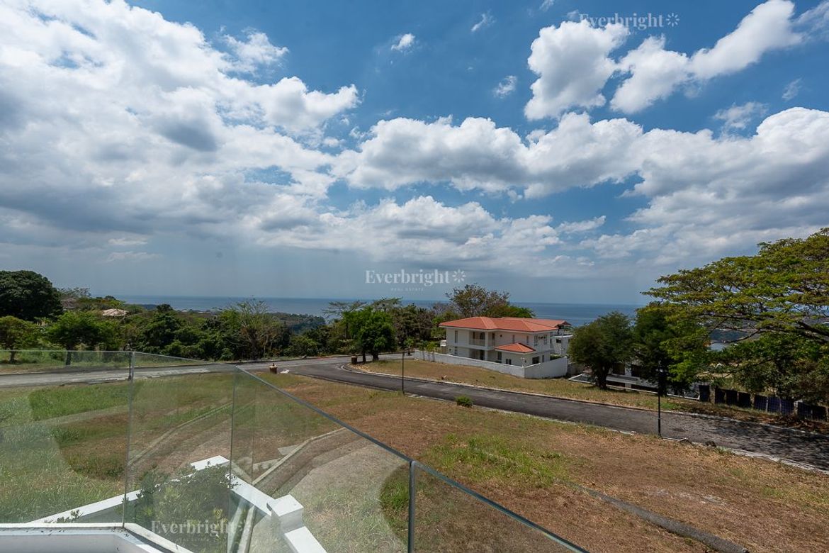 5 Bedroom House for Sale in Terrazas De Punta Fuego, Natipuan, Nasugbu, Batangas