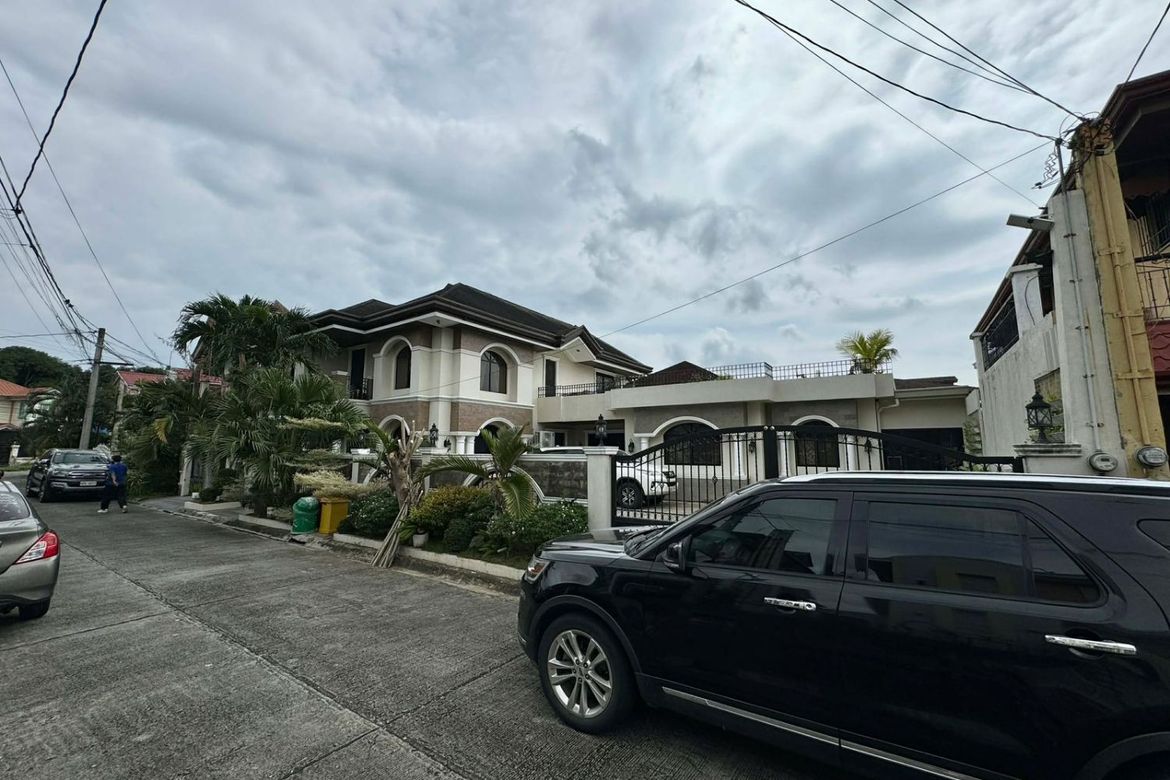 5 Bedroom House for Sale in The Grand Parkplace Village, Anabu I-B, Imus, Cavite – photo 2