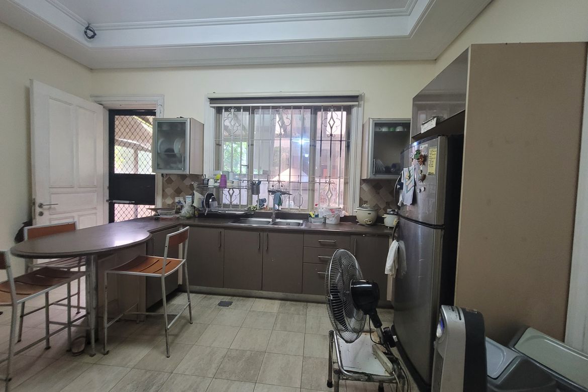 5 Bedroom House for Sale in Ugong Norte, Quezon City, Metro Manila – photo 5