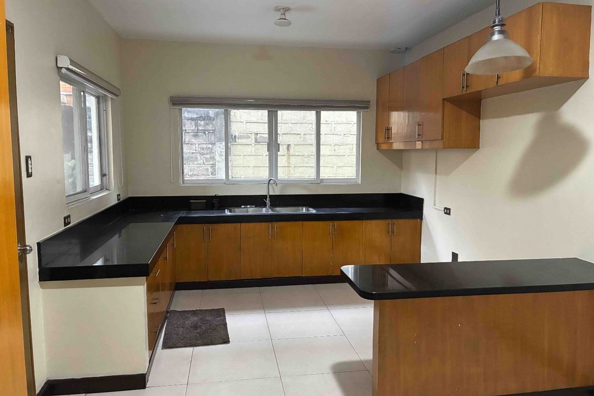 5 Bedroom House for Sale in Ugong, Pasig, Metro Manila – photo 5