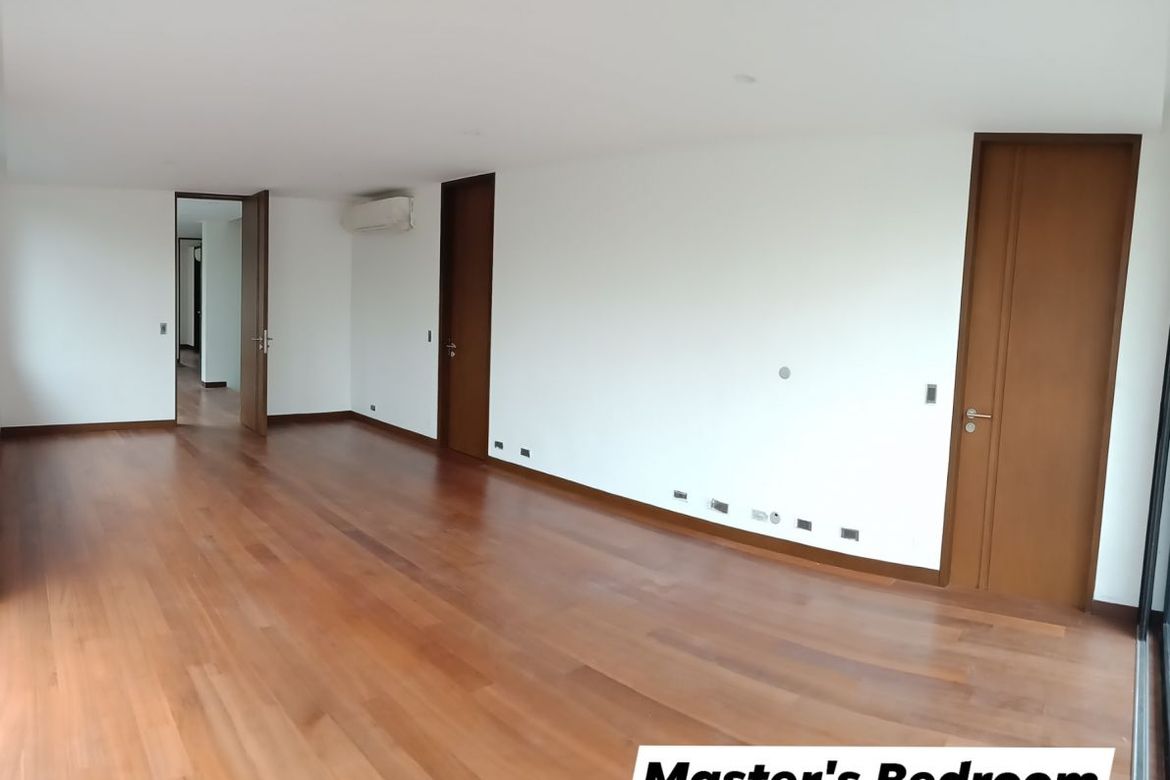 5 Bedroom House for Sale in Ugong, Pasig, Metro Manila