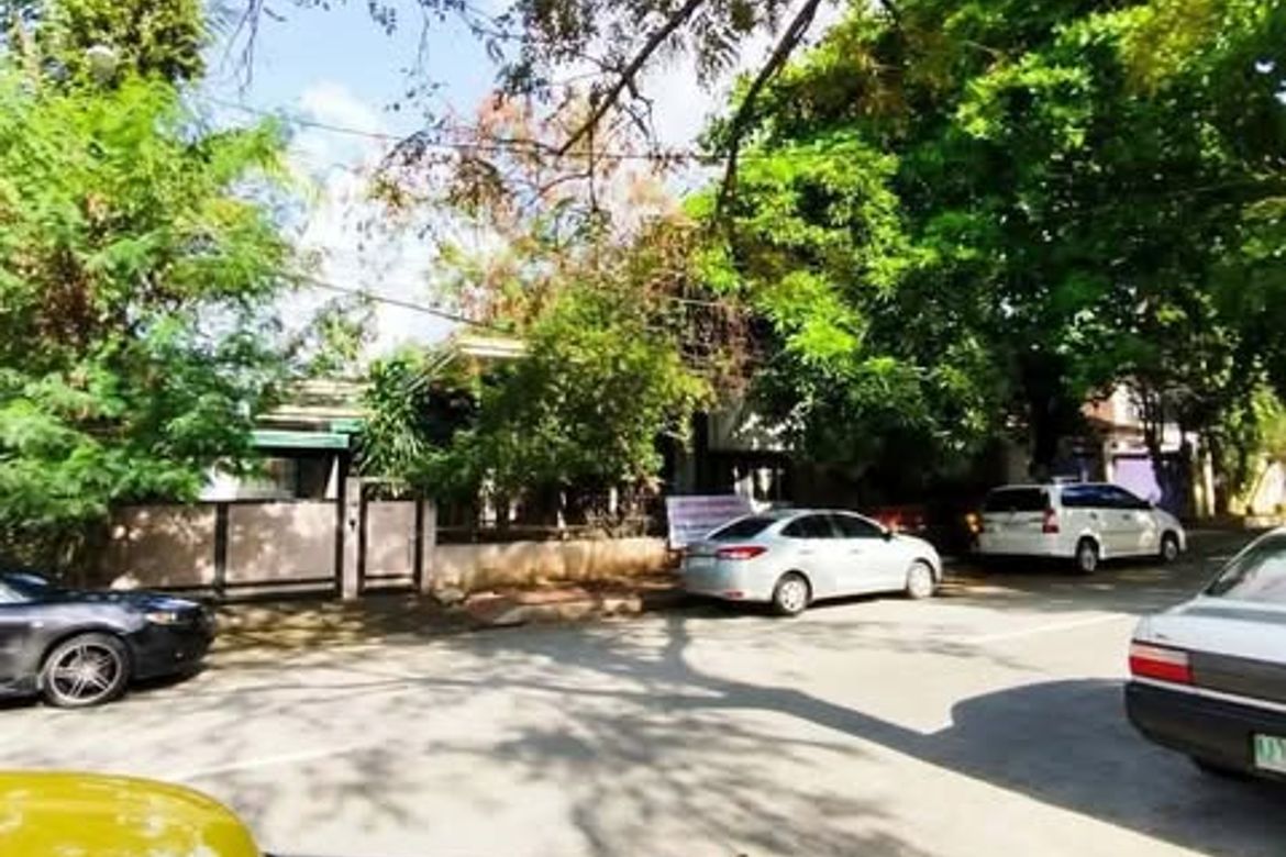 5 Bedroom House for Sale in Univ. Phil. Village, Quezon City, Metro Manila
