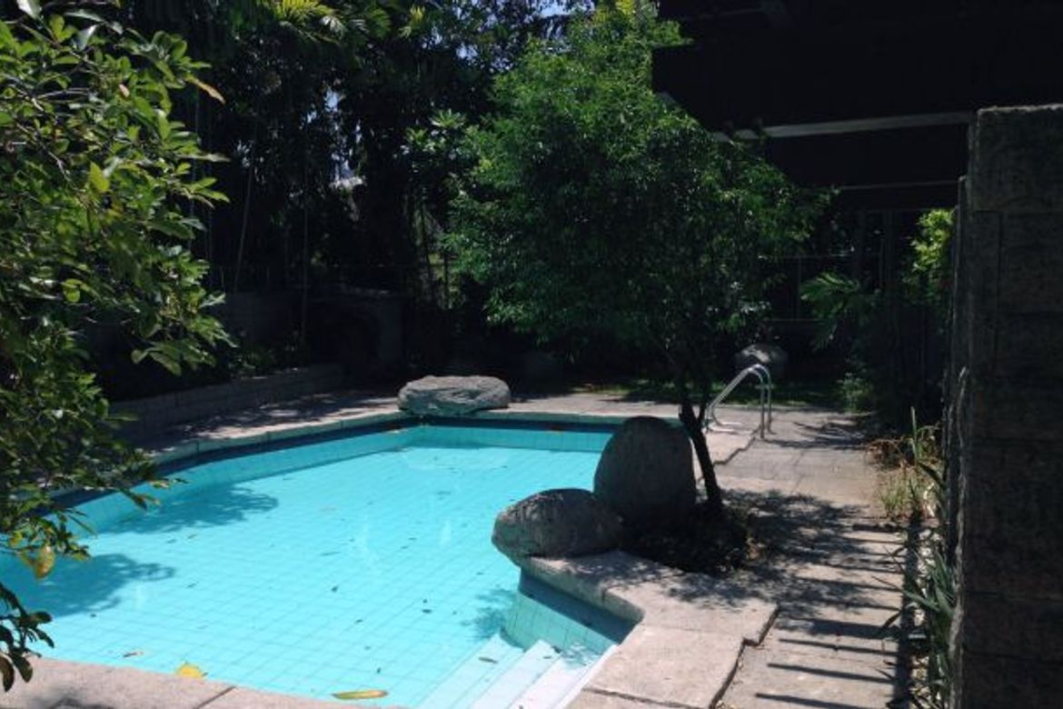 5 Bedroom House for Sale in Urdaneta Village, Bangkal, Makati, Metro Manila near MRT-3 Magallanes – photo 8