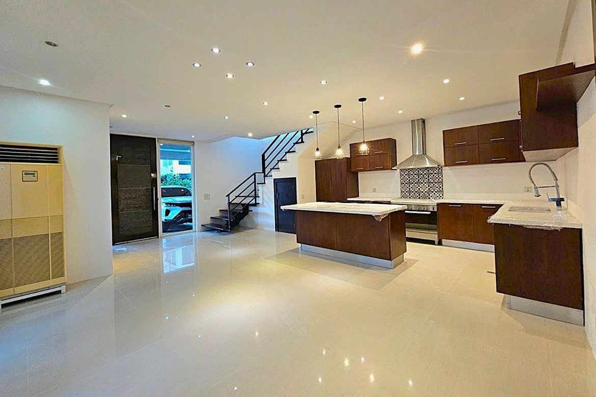5 Bedroom House for Sale in Ususan, Taguig, Metro Manila – photo 5