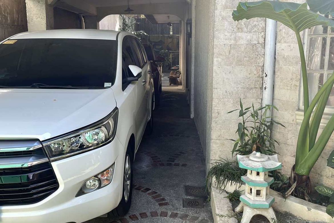 5 Bedroom House for Sale in Varsity Hills, Loyola Heights, Quezon City, Metro Manila – photo 3