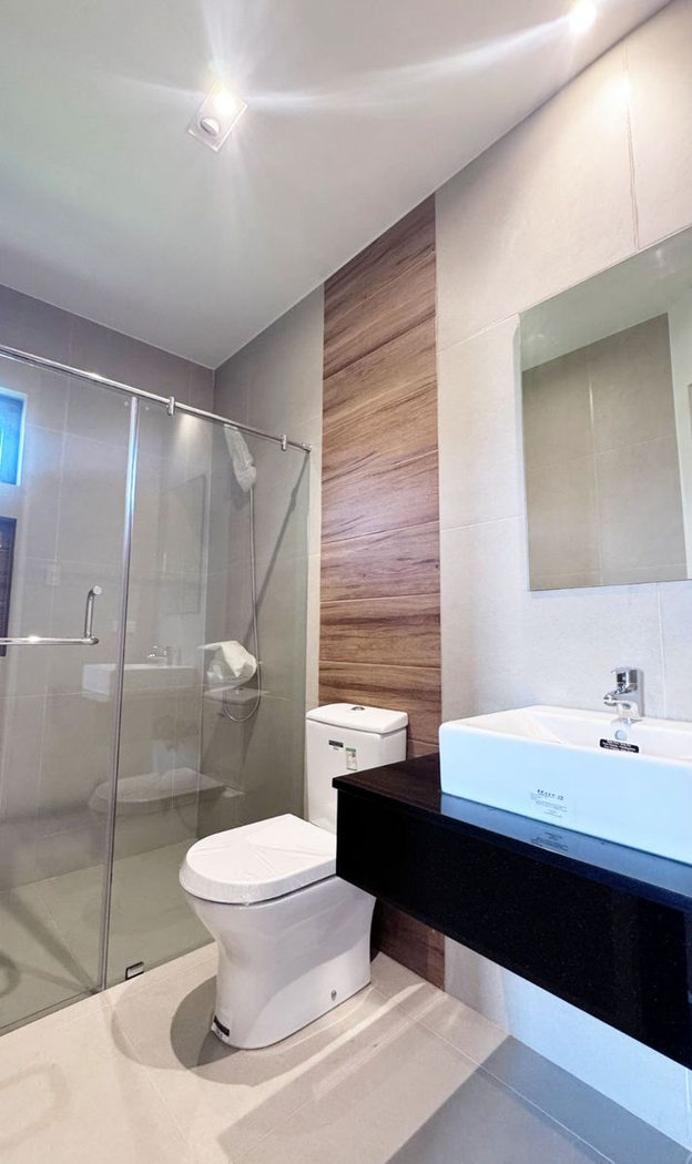Elegant 5-Bedroom House with Elevator Provision for Sale in Verdana Homes Daang Hari, Bacoor, Cavite – photo 13