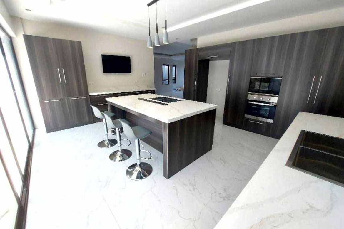 5 Bedroom Townhouse for Sale in Alabang, Muntinlupa, Metro Manila – photo 7