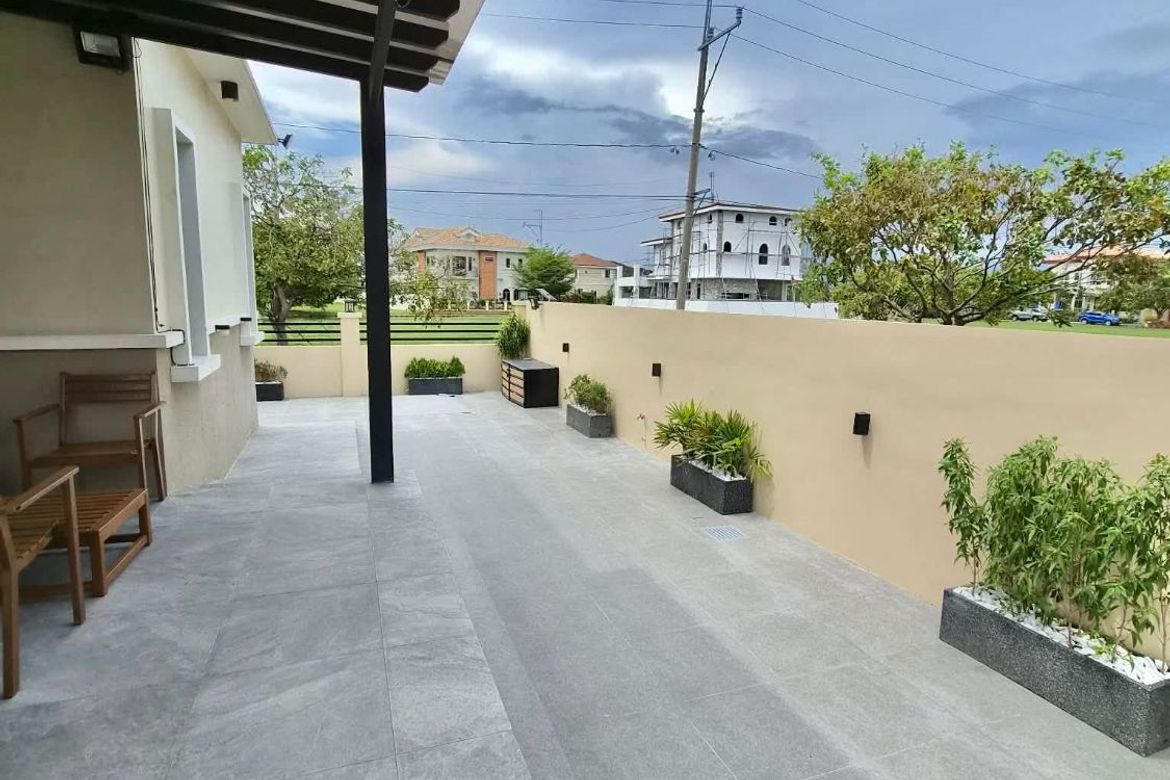 5 Bedroom Townhouse for Sale in Bacao II, General Trias, Cavite – photo 8