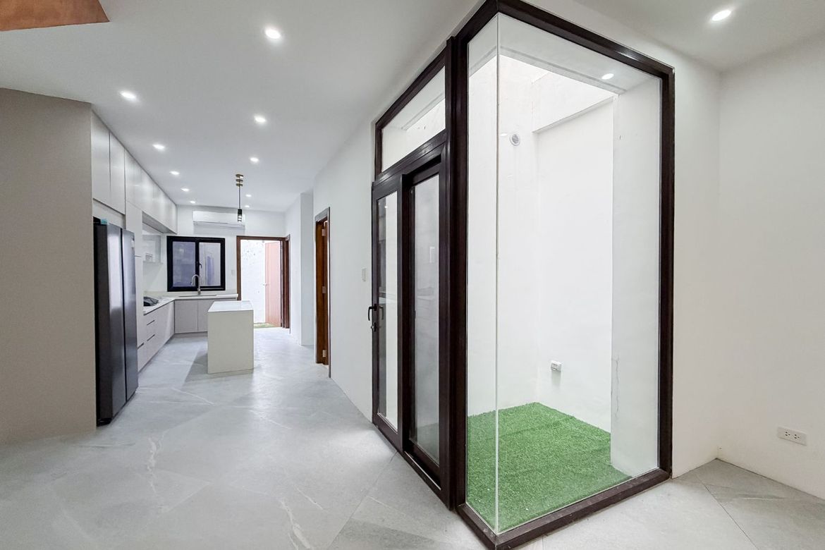 5 Bedroom Townhouse for Sale in Fortune, Marikina, Metro Manila – photo 3