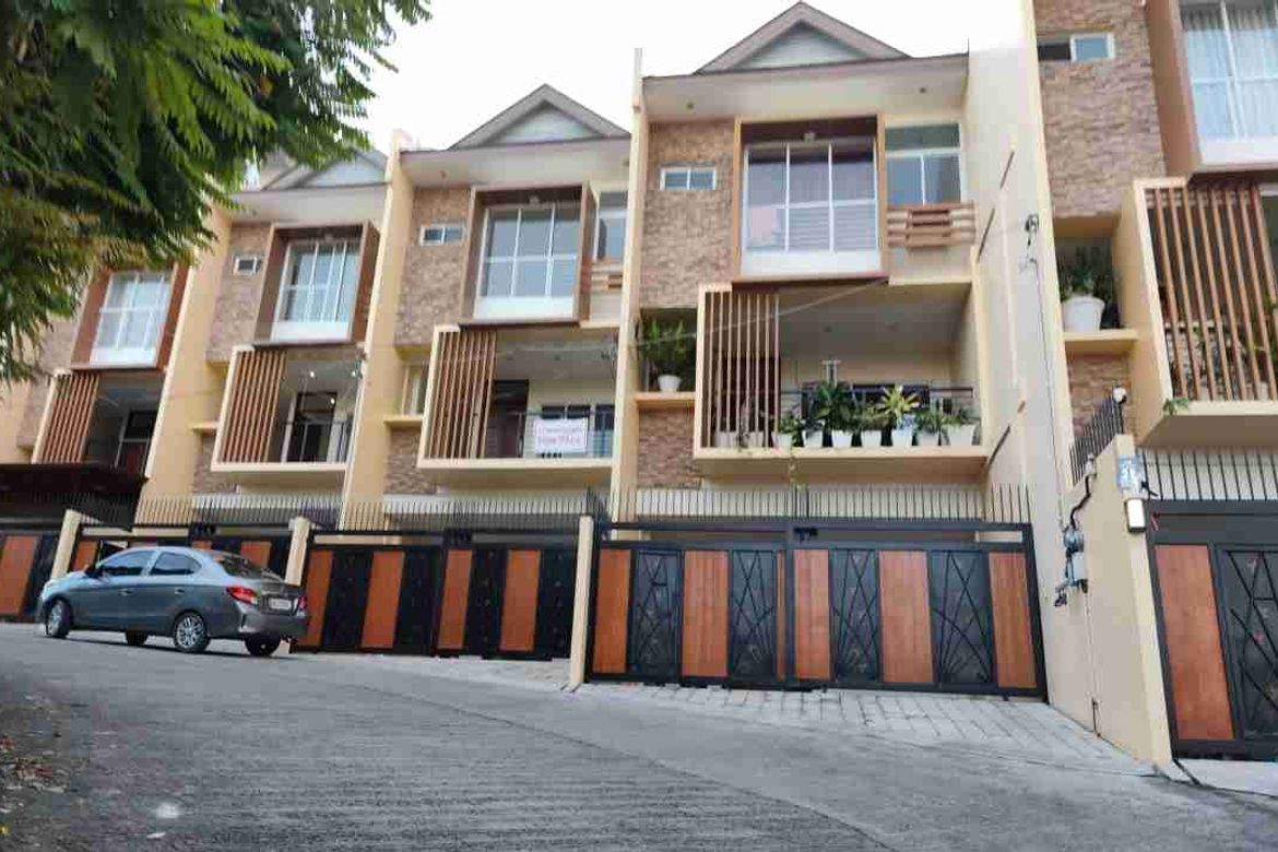 5 Bedroom Townhouse for Sale in Guadalupe, Cebu City, Cebu – photo 4